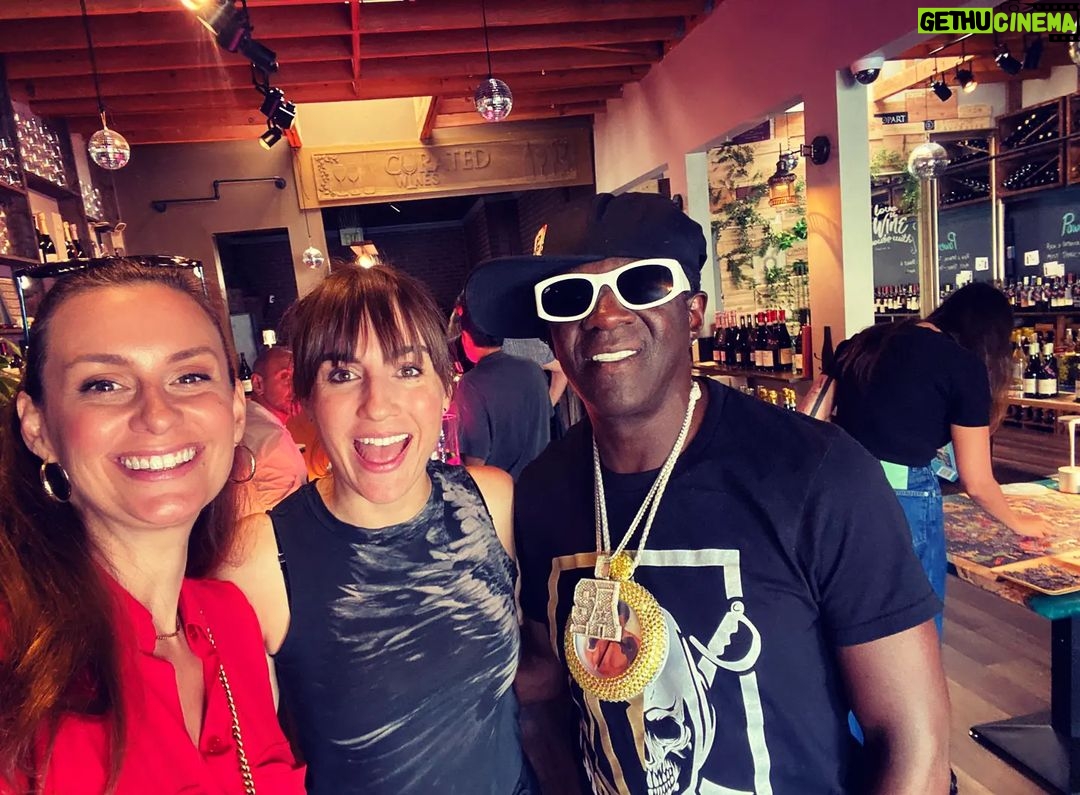 Alison Haislip Instagram - It's National Sober Day! So here's a #tbt to when our lovely sober friend, Flavor Flav, visited us at @curatedwinesla. Curated has some AWESOME non-alcoholic wines for those who don't partake in the strong stuff, so if you're celebrating today like Flav (and huzzah if you are!), don't hesitate to come on by and taste some options made for you. @flavorflavofficial #nationalsoberday #nonalcoholicwine Curated Wines LA