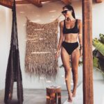 Alizée Williot Instagram - "Je voyage car la vie est courte et le monde est immense"🌎🧡 Casa Cook Kos