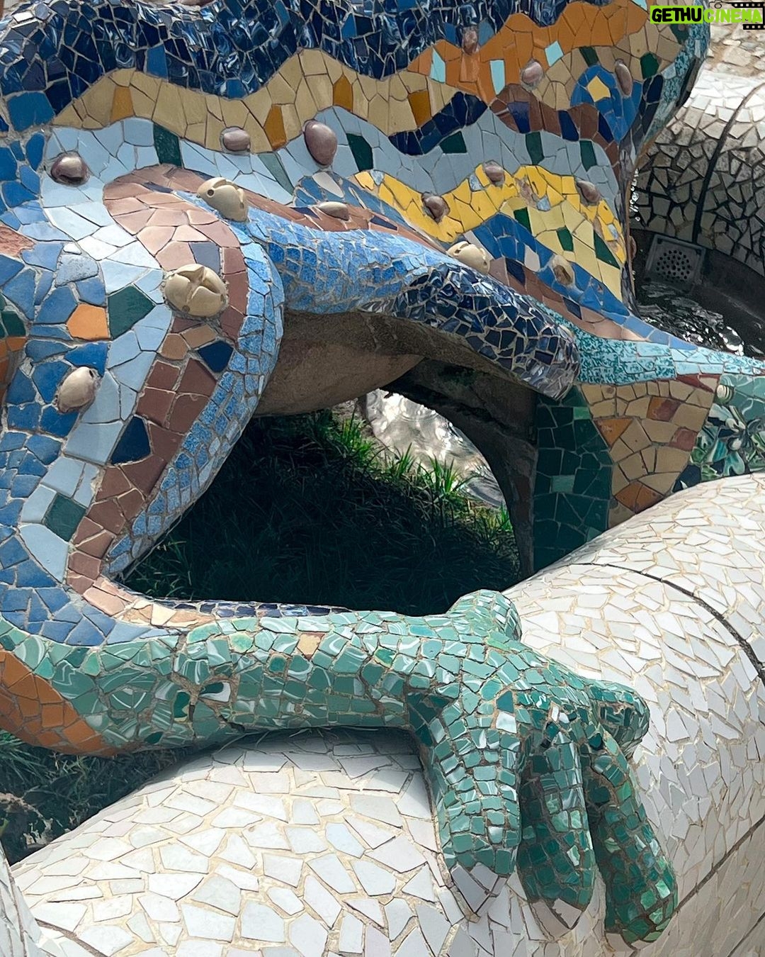 Alizeh Agnihotri Instagram - oh my Gaudí
