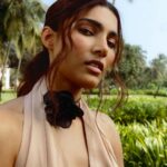 Alizeh Agnihotri Instagram - feels like prom 💐
