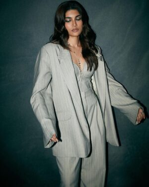 Alizeh Agnihotri Instagram - bossy