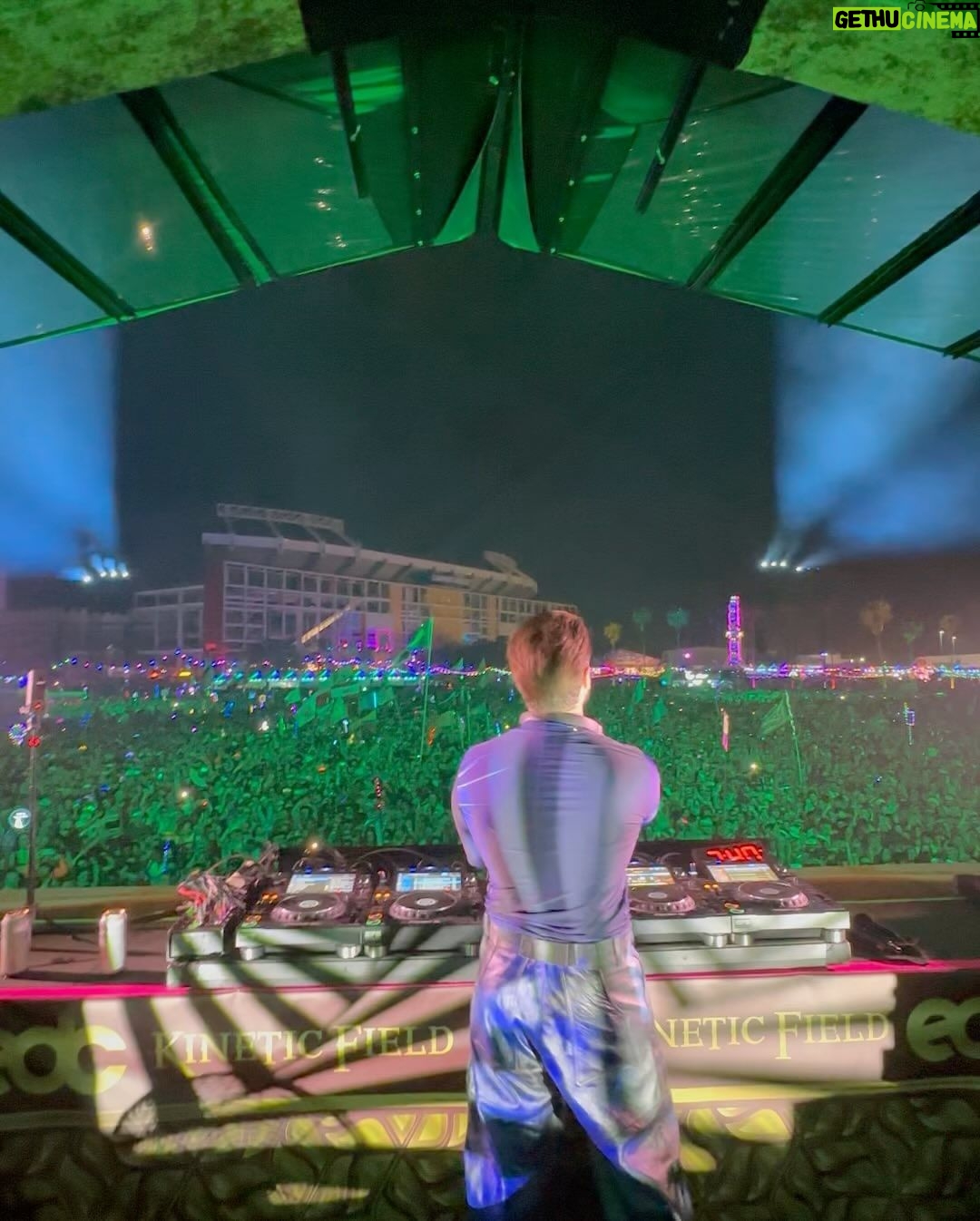 Alok Instagram - EDC Orlando πΊπΈπ₯π₯ Tonight @districtatlanta Electric Daisy Carnival - EDC Orlando