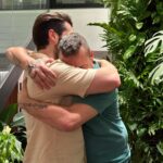 Alok Instagram - Que alívio poder te abraçar pai! What a relief to be able to hug you dad! São Paulo, Brazil