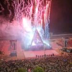 Alok Instagram - Obrigado Deus! Obrigado à todos que, mesmo na chuva intensa, compareceram. Obrigado também ao time de produção, que fez a mágica acontecer no show mais incrível da minha carreira. Agradecimento especial a quem acompanhou de casa. Ainda tentando entender o que aconteceu. Gostaria de agradecer as forças de segurança do estado do Rio de janeiro (PM e PC), além dos servidores Municipais (guardas e agentes de trânsito) pelo incansável empenho antes, durante e depois da realização do evento. Apesar das adversidades, vcs fizeram a diferença permitindo que o evento acontecesse da melhor maneira. Show completo no Globoplay. Still trying to understand what happened last night. I would like to congratulate my team for all the effort and dedication to make the show happen. Even with rain, the show can’t stop! Love you all! Alok at Copacabana Beach: The show is expected to generate over R$ 152 million for Rio's economy, with 300 to 400 thousand tourists arriving in the city, according to the city's tourism department. Obrigado aos patrocinadores e parceiros: @gwmbrasil @vivo diamond_cars_rj @agorainvestimentos @esportesdasorte @cervejablackprincess @tntenergydrink @johnnywalkerbr @diageobr @rabane @louisvouitton @2wecobank @agenciasercom @belmondcopacabanapalace @tvglobo @globoplay @multishow @mixriofm @radio.globo @sececrj @govrj @turismorj @prefeitura_rio Copacabana Palace, A Belmond Hotel