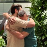 Alok Instagram - Que alívio poder te abraçar pai! What a relief to be able to hug you dad! São Paulo, Brazil