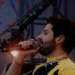 Alok Instagram - The doc “We Are Tomorrow” by @tomorrowland is out now and I was invited to share a bit of my story… Link in BIO! O @Tomorrowland lançou o documentário “We Are Tomorrow” onde tive a honra de contar parte da minha história. Se você ainda não assistiu, convido a conferir através do link da bio. 🤍 Nos vemos dia 14 de Outubro no encerramento do mainstage @tomorrowlandbrasil 🇧🇷