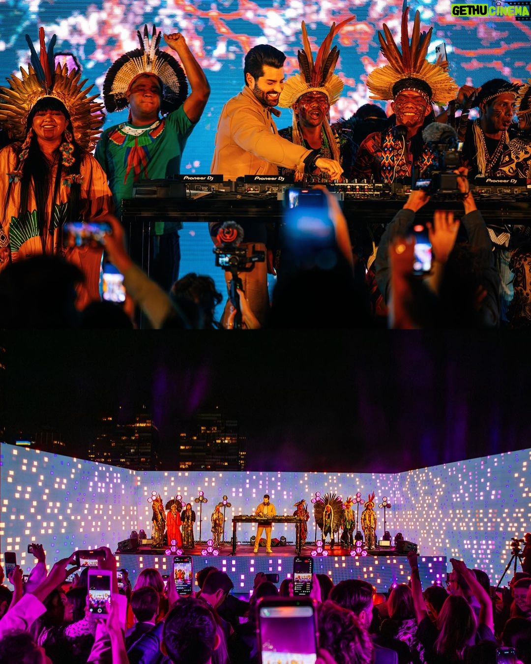 Alok Instagram - Amazing what we did together last Friday in view of the United Nations Headquarters in New York! We lit up the sky with the voices of more than 9 million people. Over 1,000 drones projected a powerful message for the protection of the Amazon! “THE FUTURE IS ANCESTRAL” is an upcoming album I’m doing in collaboration with Brazilian Indigenous artists. Fantastic that it was chosen as the soundtrack for this historic moment! Thank you to everyone involved for transforming this night into more than a spectacular show. PT/Português/Portuguese Nesta semana voltamos a sede das Nações Unidas em Nova Iorque para o preview de lançamento do álbum “THE FUTURE IS ANCESTRAL”, co-produzido com lideranças indigenas. E com o apoio da @avaaz_org e @projecting.change, projetamos o nome do álbum com 1000 drones direto do rooftop da ONU. O evento faz parte da agenda da Climate Week, na semana que antecede a Assembléia Geral onde líderes do mundo inteiro se reunirão nos Estados Unidos. This project is a partnership with @Projecting.Change, supported by @avaaz_org, @InstitutoAlok, @4H5HMedia, @PactoGlobalONUBR, @novaskystories, @Amazonwatch, @eatlikeanicon, @ffi.green,@fordfoundation, @pvblicf, @oceanicpreservationsociety, @holtzmanwildlifefoundation, @minds.over.matter.design, @sorenweststudios and @wearehelo Manhattan, New York