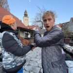 Alva Bratt Instagram - Fasen vad fint det har varit att få vara en del av den här fantastiska julkalendern. Jag är kroniskt mallig. Tackar hjärtligast för hertiginnan 👑 GO JUL #kronprinsensomförsvann