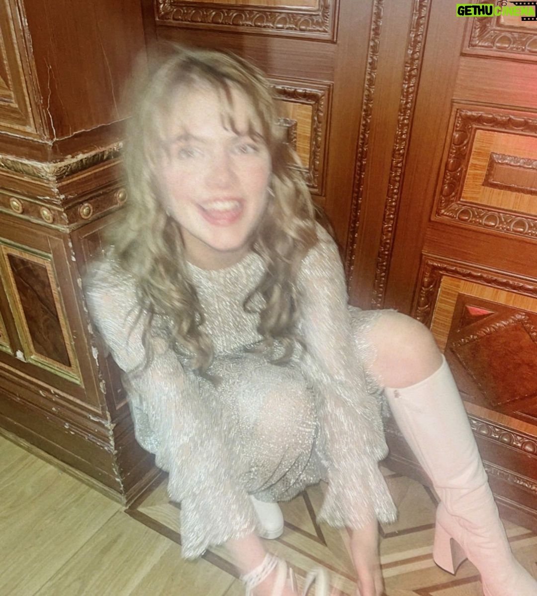 Alva Bratt - 6K Likes - @ellesverige ~~~> 🍸🪕🐚🐚 gala! @ateljefemman 🧡
