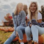 Alyssa Trask Instagram - Autumn skies and pumpkin pies🍂