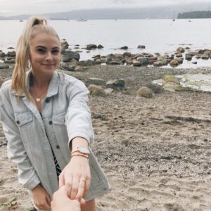 Alyssa Trask Instagram - I’ve fallen in love with the new Petite Mesh 36 watch from @danielwellington and the classic gold bracelet💛 Right now you guys can get 50% off bracelets with the purchase of any watch + Use my code ALLYTRASK for an additional 15% off✨ #danielwellington #dwcompletethelook #ad