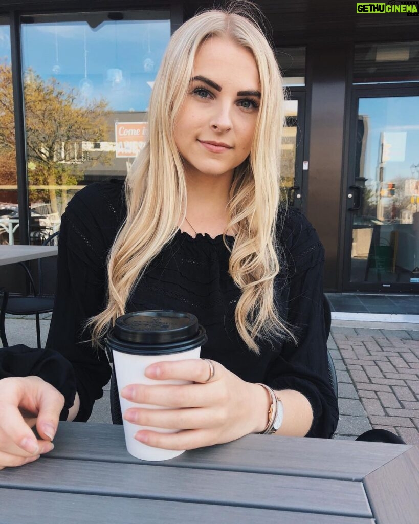 Alyssa Trask Instagram - Surprise surprise.. another coffee date wearing my @danielwellington accessories💍 I absolutely love my new ring to complete my look and match my bracelet! #dwcompletethelook #ad Use my code ALLYTRASK to shop this classic look on their website and get 15% off your order❤️ #danielwellington