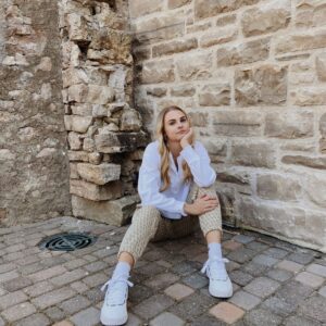 Alyssa Trask Instagram - Nobody puts Baby in a corner🙃