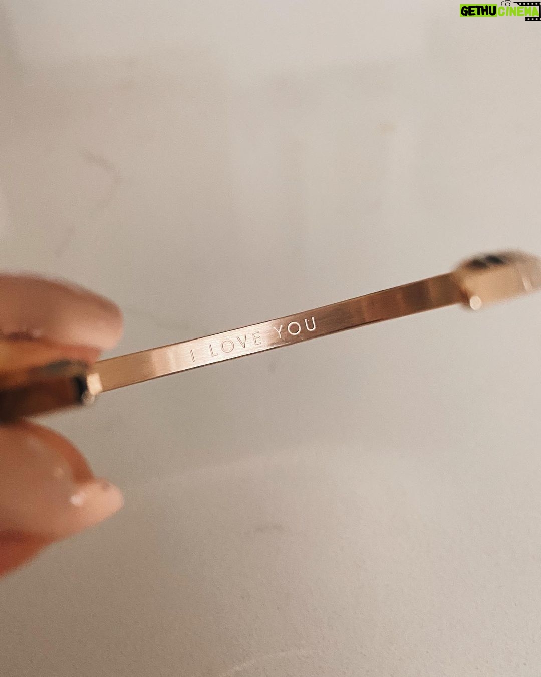 Alyssa Trask Instagram - Valentines month has arrived which means treating yourself with @danielwellington limited edition “I love you” engraved bracelet❤️ I’ve even got a promo code “ALLYTRASK” which gives you guys 15% off all orders as well as free gift wrapping! Happy shopping lovelies💋 #danielwellington #fromDWwithlove #ad