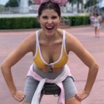Amanda Cerny Instagram – How to rent out Disney World for just you and  your family? Go in August🔥🔥🔥🔥🥵☀️🔥🔥☠️ you’ll almost die of heat exhaustion but the memories will last a lifetime 🥰