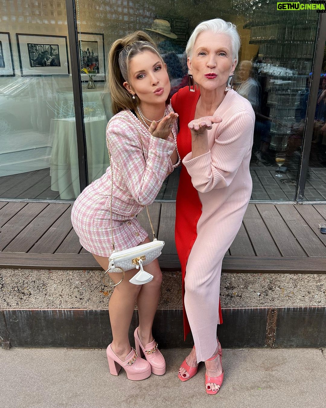 Amanda Cerny Instagram - One of my favorite charities to support @biggreen with great friends! Thank you @kimbalmusk @christianamusk for having us 💚 #biggreen #gogreen 🌱 Aspen, Colorado