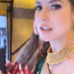 Amanda Cerny Instagram - Booking my flight back❤️ Ahmedabad, India