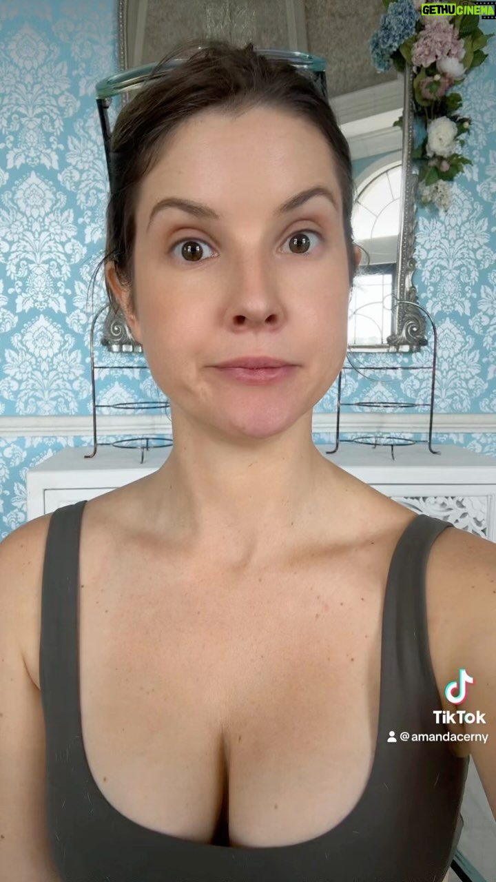 Amanda Cerny Instagram - Am I alone in this ?!