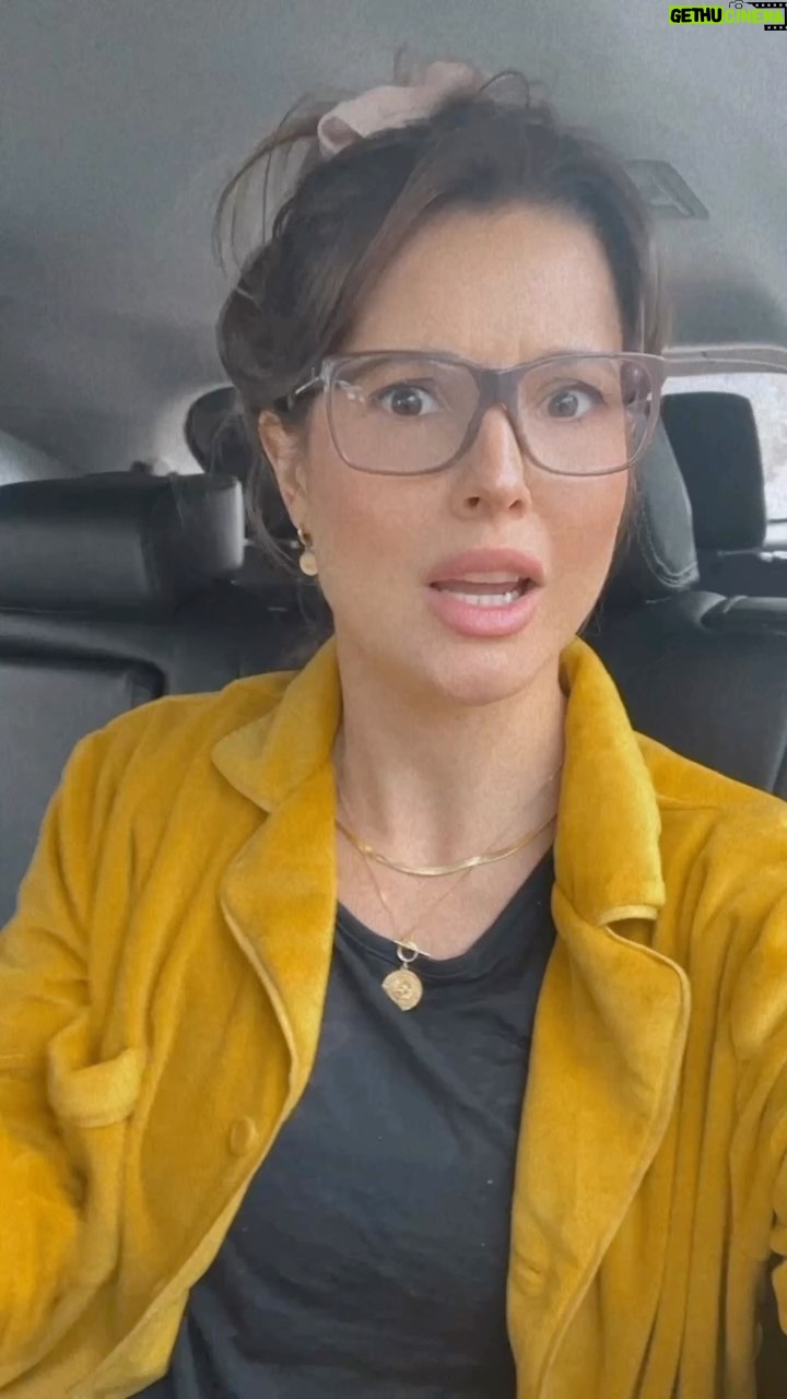 Amanda Cerny Instagram - Sound on 🔊and watch til the end - please tag your friends below or share this video. Not sure what can be done but awareness is a start! Thank you🫣❤️ Central Park Zoo