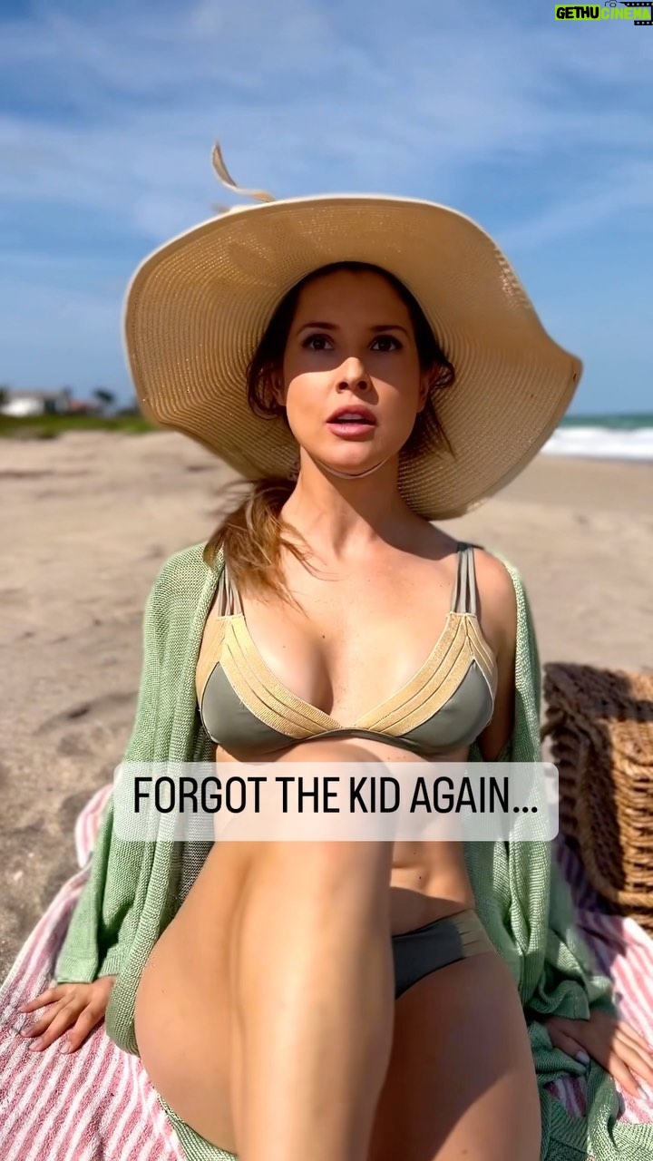 Amanda Cerny Instagram - They’re just so little!!😣