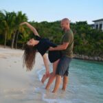 Amanda Cerny Instagram - Home suhhhweeet home ♋️🦀🙋🏻‍♀️ 🌊🏝️👙💙🤟🏼