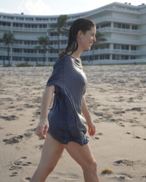 Amanda Cerny Instagram - It’s a good day for a good day 🌞
