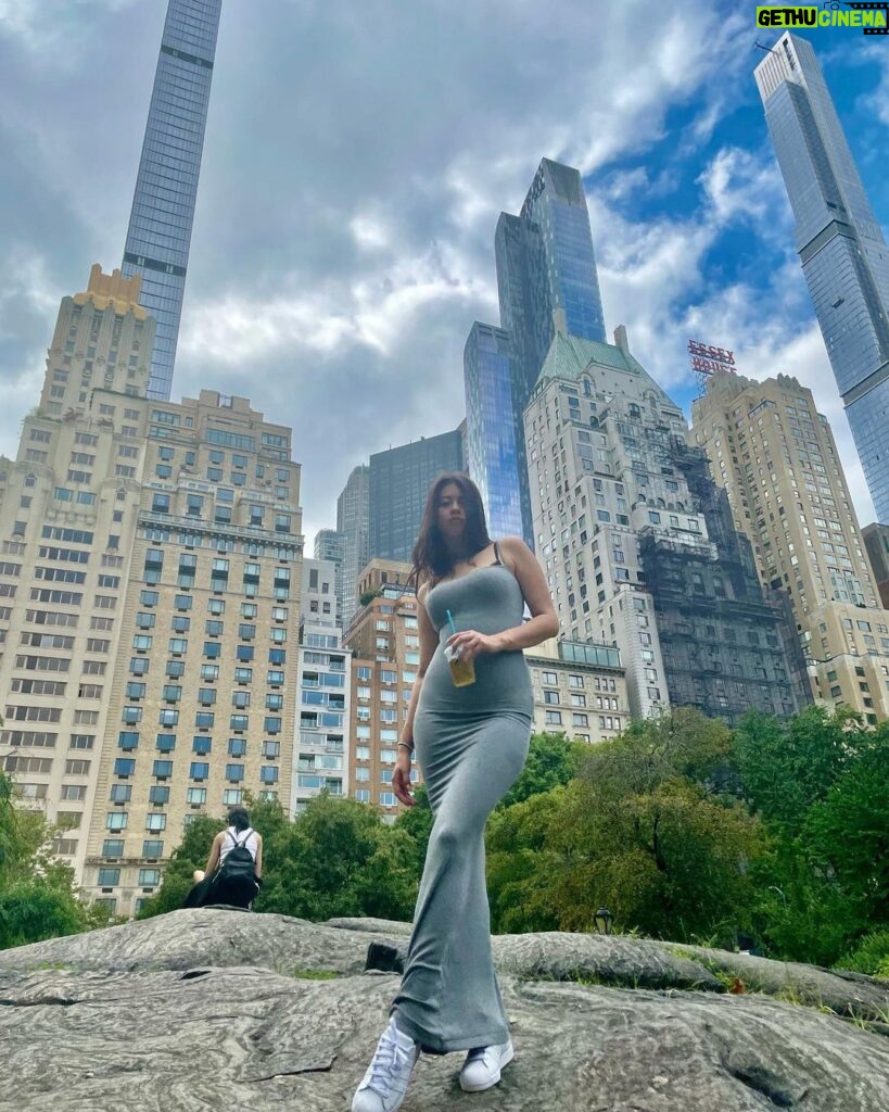 Amber Midthunder Instagram - 🤍✨ New York, New York