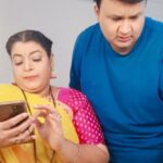 Ambika Ranjankar Instagram - Chalak pati ki ati chalak patni 🤣 #nirmalsoni #foryou #foryoupage #forfun #comedy #comedyreels #funnyreels #funnycouple #funnyvideos #onscreencouple #drhathi #tmkoc #tarakmehtakaultachashma