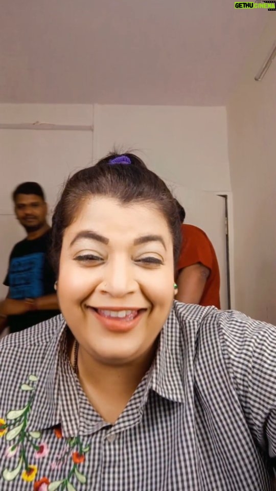 Ambika Ranjankar - 35.5K Likes - BLOOPER..
Be savage, not average.
Completed the reel and got amazing response... This is a blooper reel but also a gratitude for all your love, views and comments 😊
#nirmalsoni #foryou #foryoupage #forfun #funreels #funnycouple #comedyreels #comedy #onscreencouple #drhathi #tmkoc #tarakmehtakaultachashma