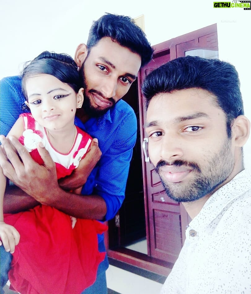 Ameer Vayalar Instagram - with @ansarvayalar & nunu #nunu#kids #kid #instakid #child #children #childrenphoto #love #cute #adorable #instagood #young #sweet #pretty #handsome #little #photooftheday #fun #family #baby #instababy #play #happy #smile #instacute #ameervayalar #ansarvayalar