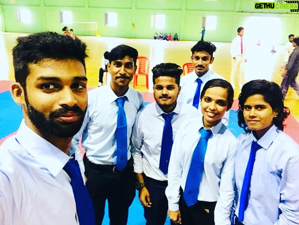 Ameer Vayalar Instagram - #friendstaekwondoacademy 62nd Kerala schools taekwondo championship 2018-19 Referees #tkdkerala #ameervayalar