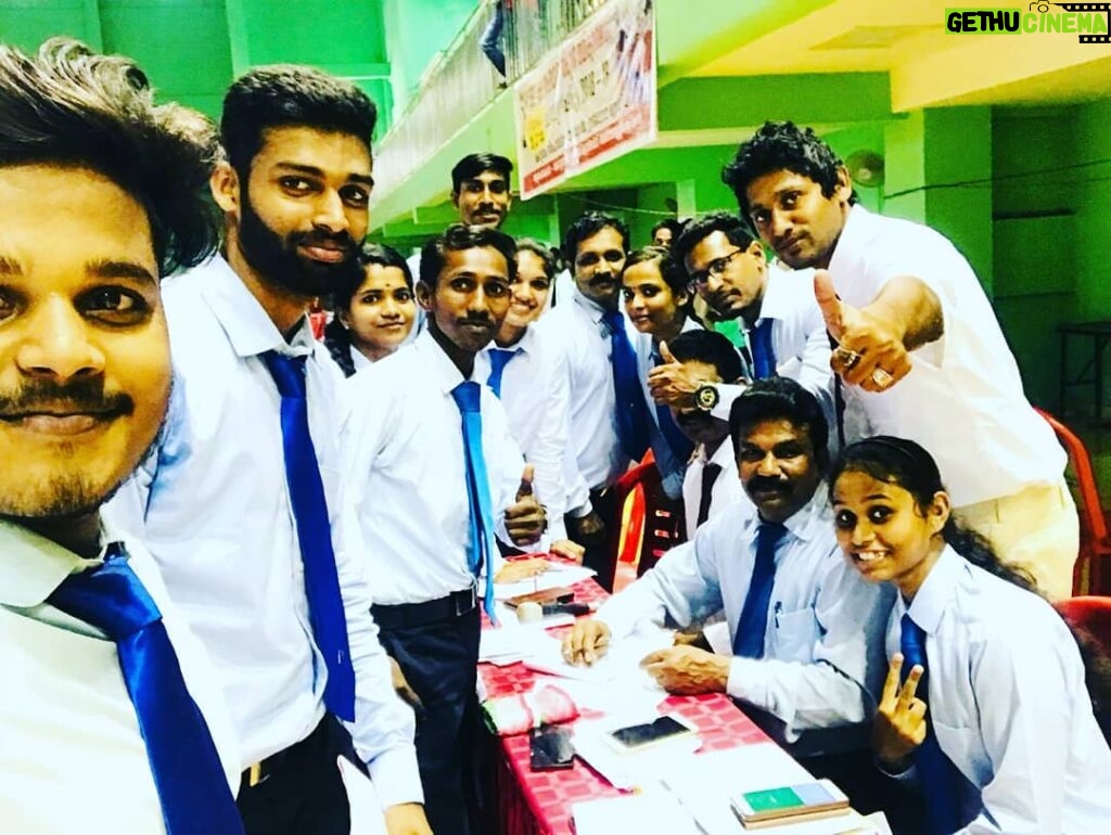 Ameer Vayalar Instagram - #friendstaekwondoacademy 62nd Kerala schools taekwondo championship 2018-19 Referees #tkdkerala #ameervayalar
