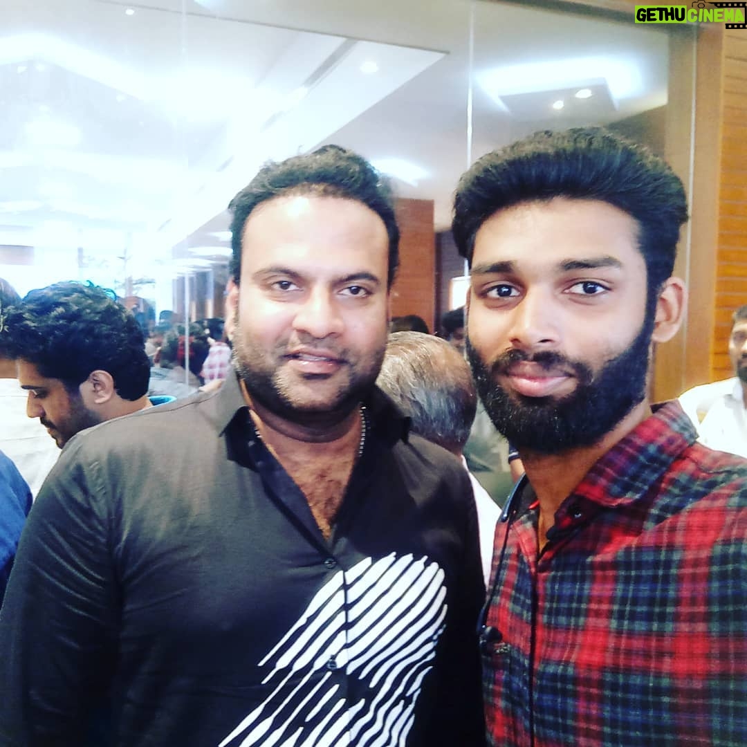 Ameer Vayalar Instagram - With actor Tini Tom #tintom @_tiny_tom_ #ameervayalar