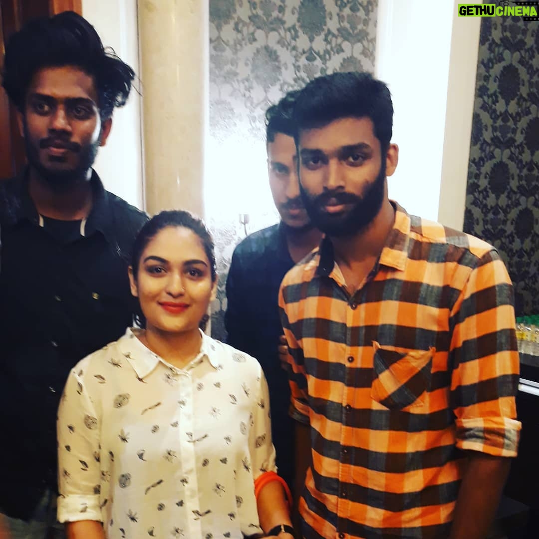 Ameer Vayalar Instagram - With actress #prayagamartin😍 @prayagamartin #ameervayalar