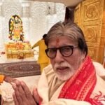 Amitabh Bachchan Instagram - जय सिया राम। !!!🚩🚩🚩