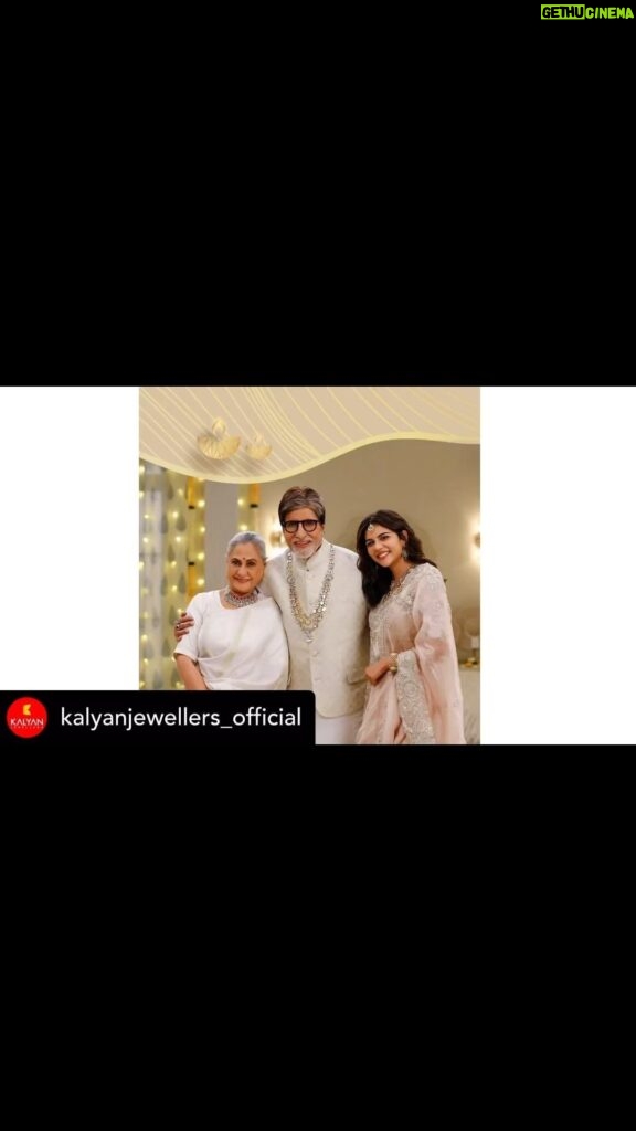 Amitabh Bachchan Instagram - Our personal traditions & the spirit of togetherness is what makes Diwali special.. @kalyanjewellers_official brings the warmth of nostalgia and tradition in the latest commercial. #KalyanDiwali #Diwali #Deepavali