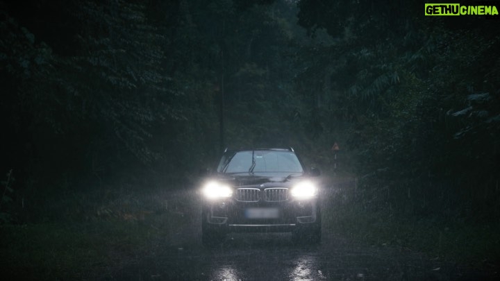 Amoghavarsha - 2.6K Likes - #BMW XWILD
.
.
.
.
.
.
.
.
.
#cars #suv #bmwx5 #x5 #offroad #offroading #wildlife #snakes #frogs #intothewild
