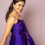 Amritha Aiyer Instagram - Purple Hearts 💜 . Outfit by @pinkcitybysarika Jewellery by @kushalsfashionjewellery Styled by @shrushti_216