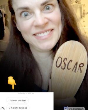 Amy Bailey Instagram - I’d like to dedicate this moment to Opinions on the Internet 🙏

#WorldFamousActress #Oscar #ShitContent #Blessed