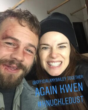 Amy Bailey Instagram - As an actor I feel lucky to meet and work with lots of very talented and groovy people. It’s extra special when a cast mate becomes a good friend, and even MORE extra special-er when you get a chance to work with those friends again.

Thanks @jkermack for casting @moe_dunford and me in your new kickass film #KNUCKLEDUST 💥💥💥

Not a secret anymore 😜🎬
Can’t wait for you guys to see it!
Premieres December 8th in 🇺🇸and December 11th in 🇬🇧.