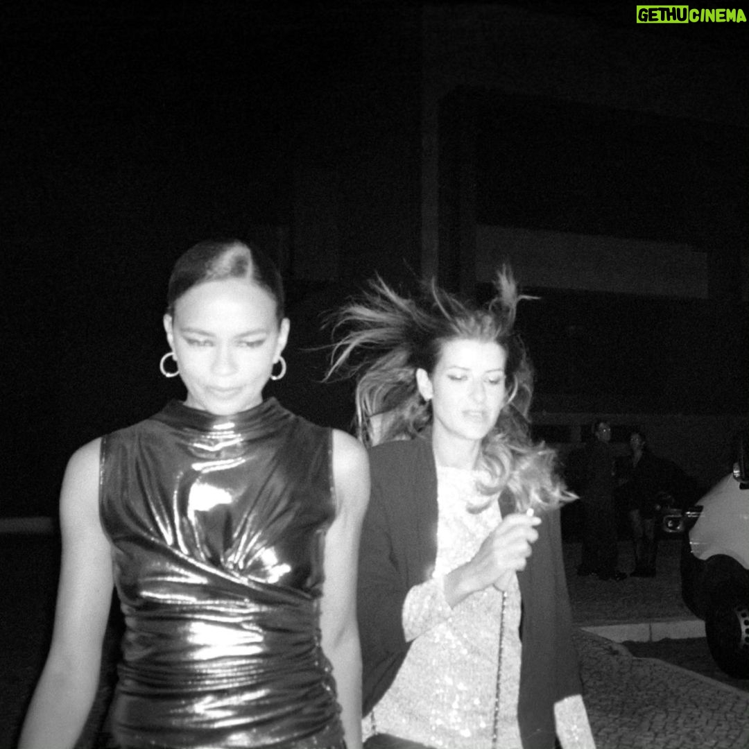 Ana Sofia Martins Instagram - ⚫️ & ⚪️ @vogueportugal party 📸 @davidfonseca