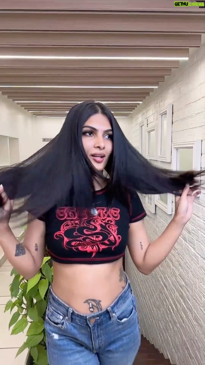 Ananya Rao Instagram - ✨ Revitalize your locks with a Botox hair treatment! ✨ Ready to give your hair the love it deserves? 📣 Book your Z Botox hair treatment today at only from 7999/- 📣 ✨ Reveal the beauty of healthier, more vibrant hair with a Botox treatment. Because your hair deserves the best! 💇♀️✨ Service : Z - BOTOX TREATMENT 📍 Get a FREE CONSULTATION from our experts. Visit your nearest Zazzle salons 📣 ☎️For appointments and other service details: 🌐 www.zazzlesalon.com CHENNAI 📍Velachery: 7449015555 📍VR Mall : 74187 77511 📍Kottivakkam:73059 86292 📍Nungambakkam: 9610056789 TRICHY 📍cantonment: 9610023456 📍 Thillainagar: 8682077777 📍Coimbatore: 9610045678 📍Thanjavur : 9944429295 📍Bangalore : 7353811111 📍Pondicherry: 9673722222 📍Erode : 90924 21777 📍Karur : 73059 86296 📍Madurai : 73059 86298 #zazzlesalon #zazzlesalons #explorepage #explore #feed #feedgram #hairsession #botox #botoxtreatment #botoxtreatments #zbotox #ananya #chennai #hairtreatments #hairtrends #hairs Zazzle Salons Nungambakkam