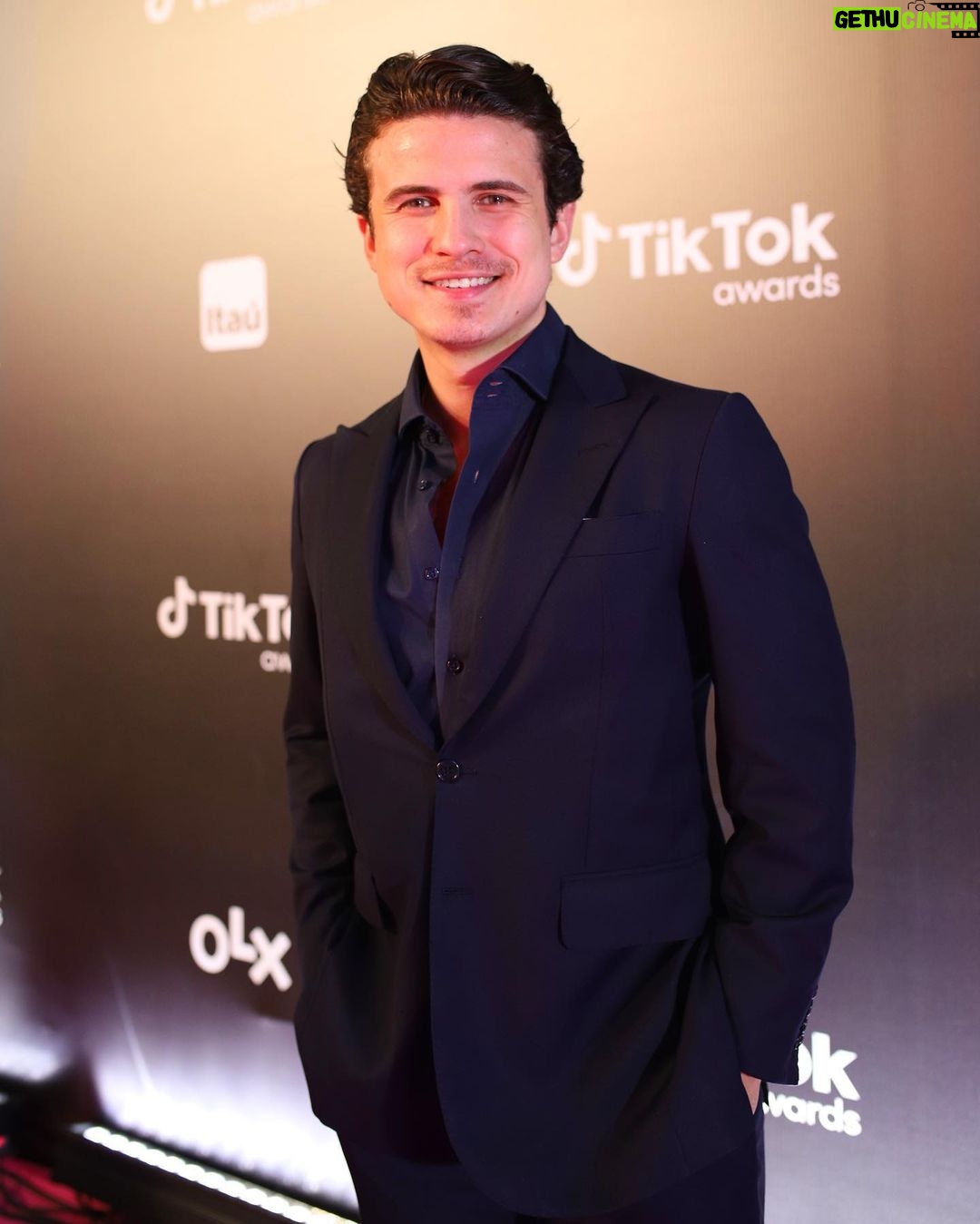AndrΓ© Marinho Instagram - π²ππ #tiktokawards 2022 β sempre com a @giulia β€οΈππΌ