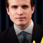 André Marinho Instagram - Apresentador e comunicador, André Marinho chega para fazer parte do Flow News! Com dois programas semanais na grade de programação, o seu foco será mostrar as principais informações do que acontece no Brasil e no mundo, de um jeito único 🌻