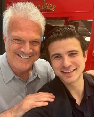 André Marinho Instagram - 🍽🤝 Almoço de hoje com o mestre @pedrobial – fonte inesgotável de cultura e sabedoria. Sorte a minha poder contar com sua amizade. Sempre buscando aprender com os melhores. Seguimos juntos 🚀