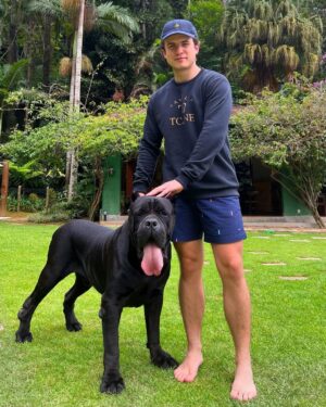 André Marinho Instagram - 🐺🖤👅🏆 Cronus @tcane_corso