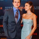 André Marinho Instagram - ⭐️🎬❤️ Preparem o lenço e assistam agora a estreia épica da minha irmã @giulia como atriz em “Depois do Universo” na @netflixbrasil ! Parabéns @diegohdfreitas & @henriquezaga pelo resultado final 🤝🚀 Teatro Municipal de São Paulo