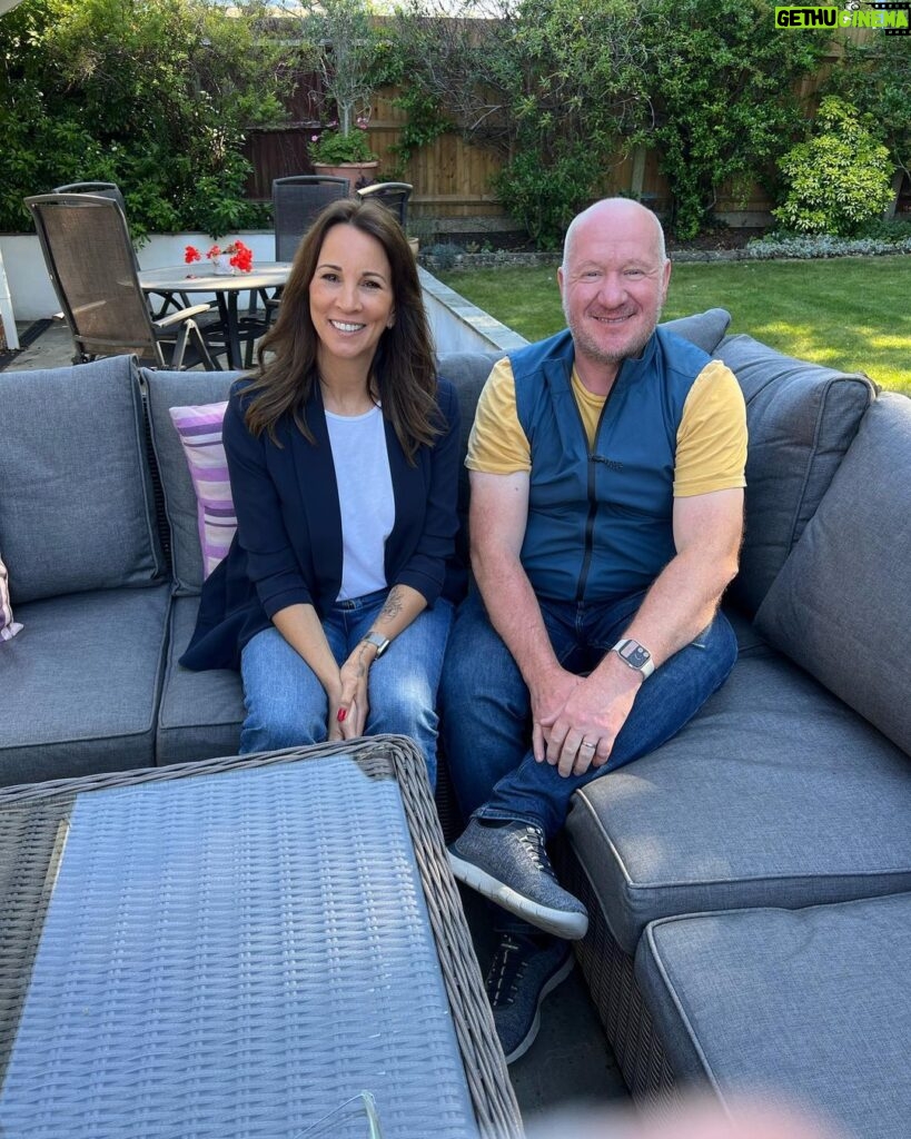 Andrea McLean Instagram - 4 things I did this week to fill my cup that had nothing to do with work: 1. My friend Andy popped in while passing through. He lives a long way away so we don’t see much of each other. It’s weird to think we first met at school 36 years ago - how in earth did THAT HAPPEN??!! It was nice to catch up. 2. Mr F and I went for a long dog walk which culminated in an unplanned glass or two of rosé and dinner outside in the sunshine. I’m glad we did it as it feels like we caught the last bit of summer. 3. I chatted to my son Fin on the phone for two and a half hours. It’s been a bumpy few years while he’s been away at uni (any parents of kids who started during Covid know what I mean). We caught up on all sorts of things - films, telly, books, psychology, theology… I think we covered it all! This was a snap I sent him mid chat to show him my view of Teddy. 4. We went to Notting Hill Carnival today! Growing up in Trinidad means it’s always pretty special. We got there early, I had my curry and roti, we chipped along behind a few bands then we headed home before it got even busier. It was Amy’s first time - I was around her age when I last went to Carnival in Trinidad, which is a strange thought! This week seems to be a reminder about all the changes that have happened in my past and present… an unexpected reflection. #4things