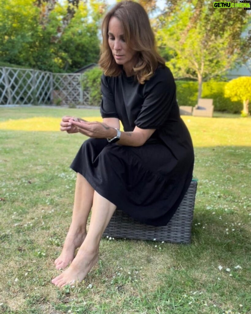Andrea McLean Instagram - Why I like wearing black in summer… I know it’s not exactly bright and breezy, but it’s still my go-to. I realised this as the past two weeks have been super scorchio, and yet 80% of what I wear is still black with pops of colour. Why? 🙂I feel comfy in it. 🤩I feel classy in it. 😎I can stick heels on and feel dressed up or sliders and feel dressed down. 🙌I can wear the same thing from day to night. 😊I still feel like ‘me’. 👀I don’t have to wear a bra when it’s really hot and no one knows… These two dresses are case in point and have become my summer faves this heatwave. They’re from @nextofficial and I love them. #summer #hot #whatilike #next #fashion #gifted