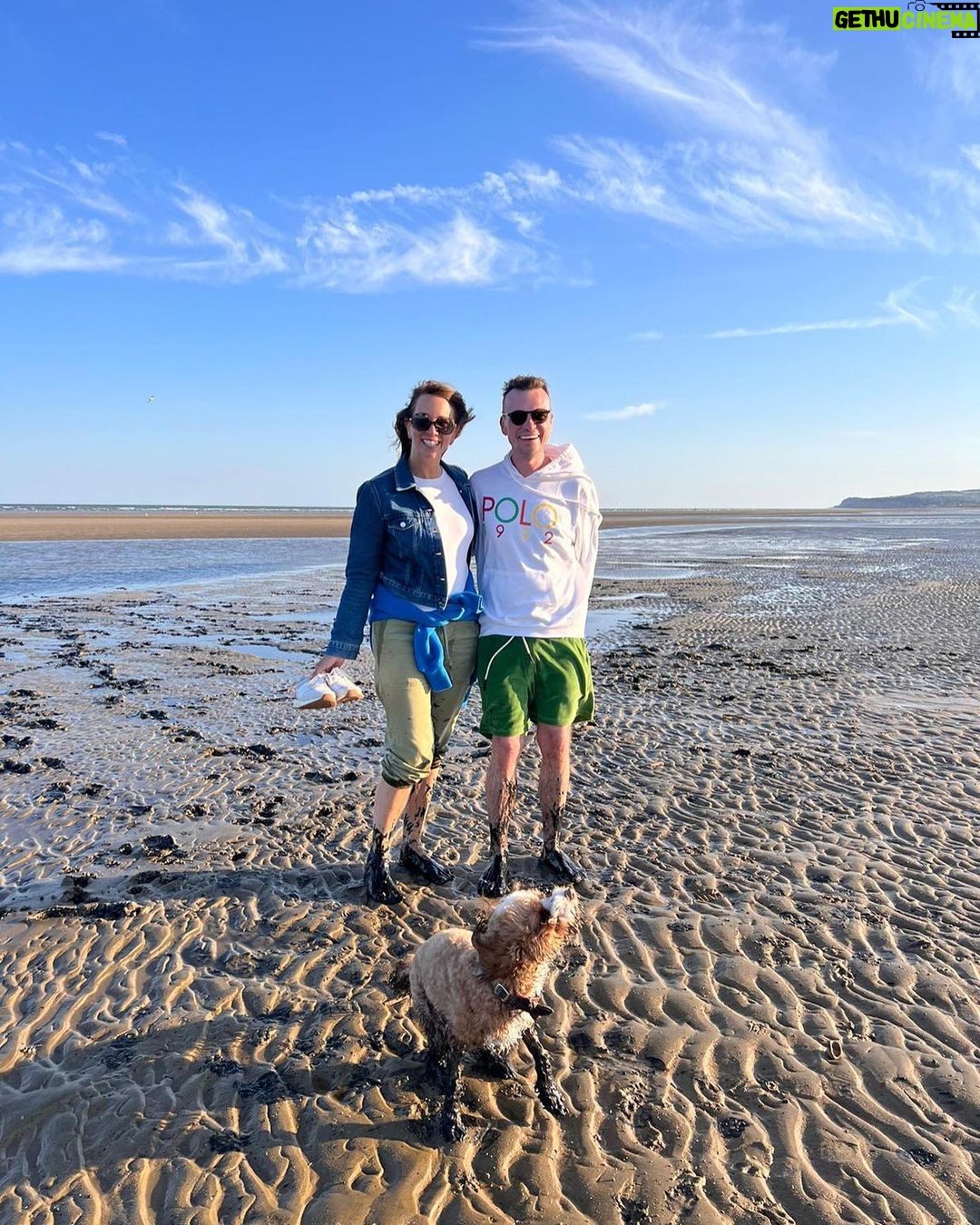 Andrea McLean Instagram - 4 things I did to fill my cup that had nothing to do with work. 1. Ok this picture was taken at work, but it still counts because it meant I got to go for a lovely walk afterwards with my friend Simone, aka @makeupcouk who is the person responsible for making me look so glam… 2. I did an instagram live with Nick for his weekly Coaches, Coffee and Conversation which didn’t feel like work as it was just us chatting in our kitchen, which we do every day. But it was a lot of fun to do record our conversation this time - I think we will be doing this more often! 3. Saturday ended up being a FANTASTIC day of accidental fun. We drove to Rye to visit our lovely friends @nickede and @mrdrewnaylor to try out @ryefishmarket We joined them and @keithfowler and @reallife_adventures for some fresh oysters, crab rolls and yummy rosé wine. Which led to us ‘popping’ over to their house. Which led to more rosé wine, more delicious food and a walk along the beach that led to myself and Kingsley ending up knee-deep in stinky black gooey sand which wasn’t quite as lovely but interestingly after those ‘few rosé wines’ we found hilarious. 4. Breakfast of champions the morning after the day before. Coffee and a Magnum. Spent today barely moving, but as it was sunny I just pretended I was on holiday so it was all ok… #4things